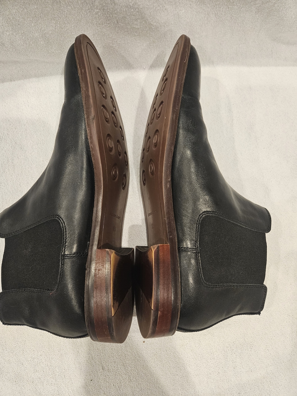 Aston Grey Men’s Black Leather Chelsea Boots 10.5 - Picture 8 of 9
